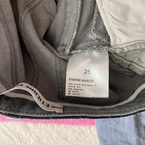 Etienne Marcel Grey Denim Low Rise Moto Skinny Jeans with Quilting Leather 25 0 - Picture 6 of 7